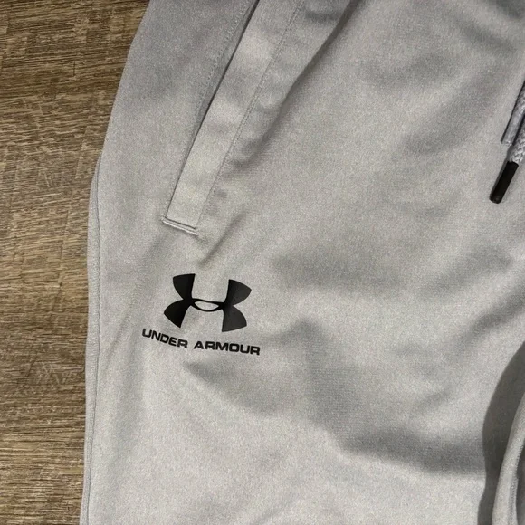 Under Armour Tapered Sweat Pants ColdGear Gray Joggers W/Pockets Men's M READ - Picture 5 of 7